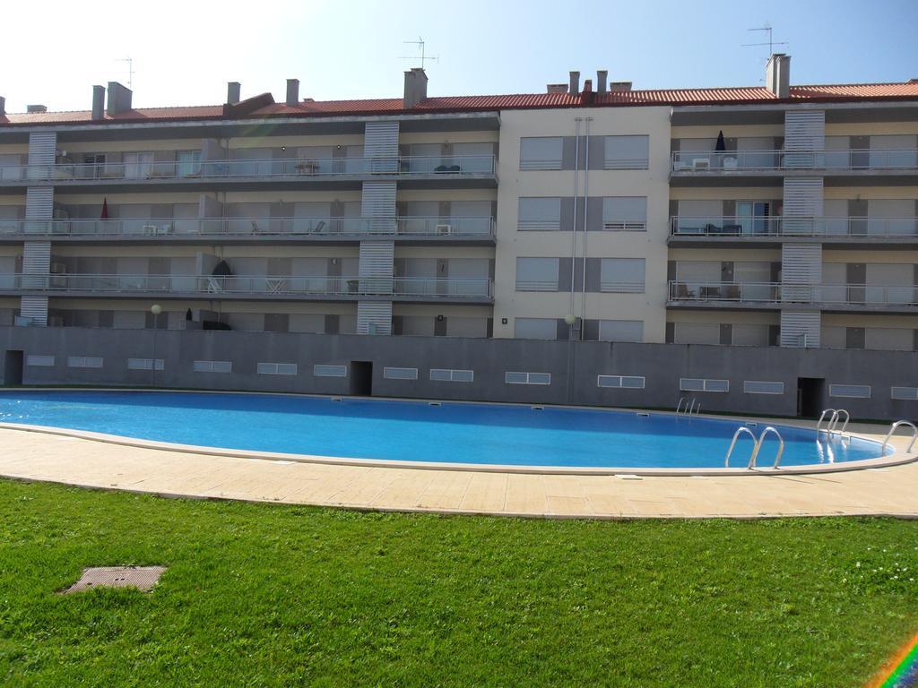 Alojamentos Campo & Mar-T2 Com Piscina São Martinho do Porto Extérieur photo