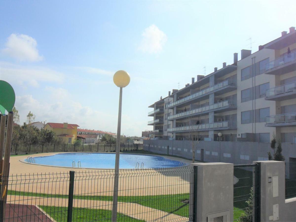 Alojamentos Campo & Mar-T2 Com Piscina São Martinho do Porto Extérieur photo